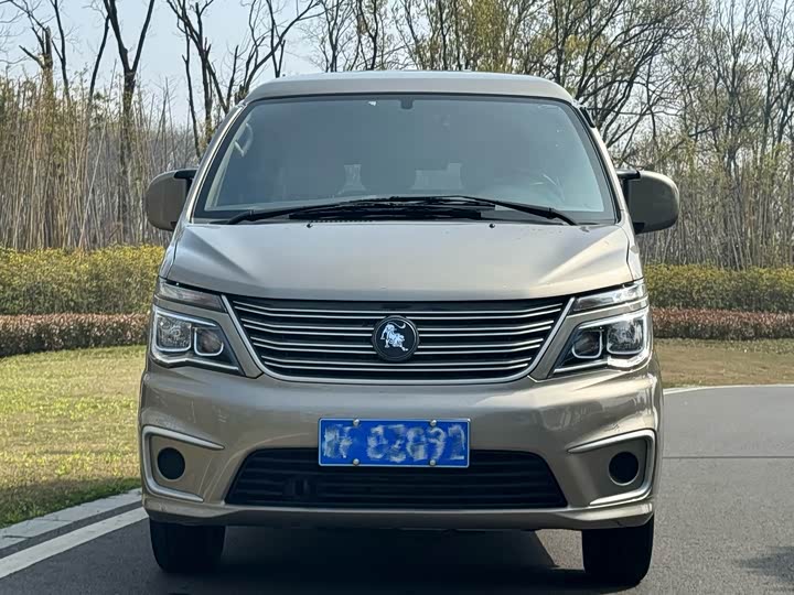 Dongfeng Forthing Lingzhi M5, 2023 — фото 2 из 9
