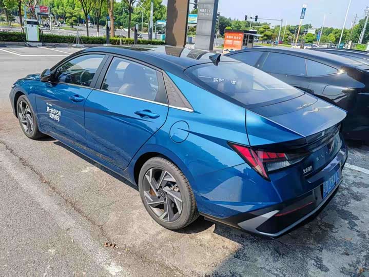 Hyundai Elantra N line, 2023 — фото 4 из 9
