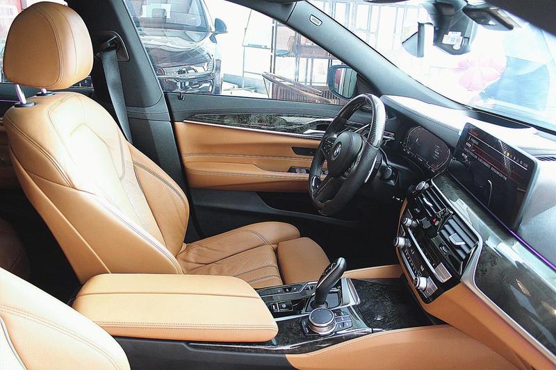 BMW 6 Series GT, 2024 — фото 9 из 11