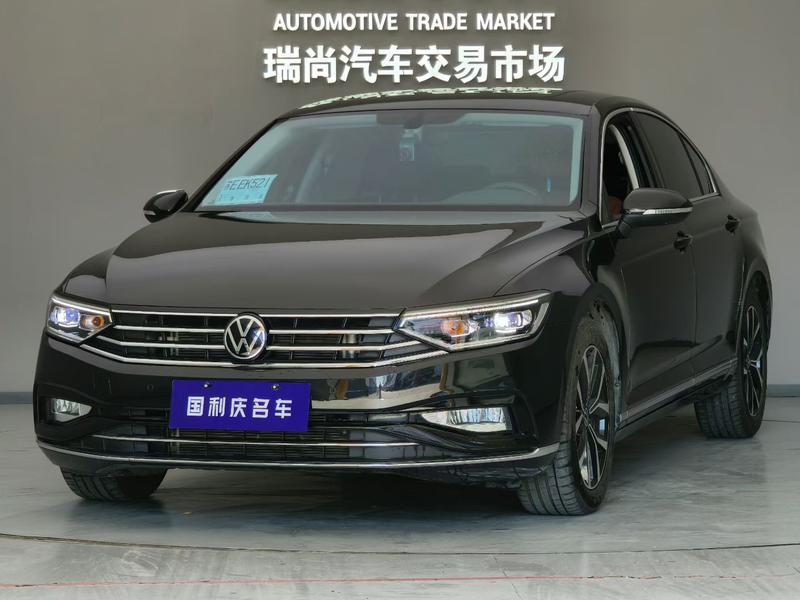 Volkswagen Magotan, 2022 — купить в Санкт-Петербурге под ключ