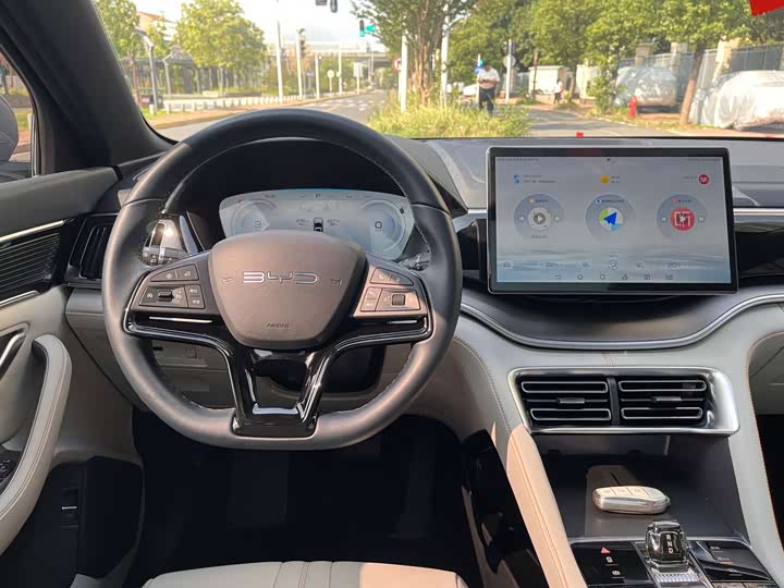 BYD Song Plus Hybrid/EV, 2023 — фото 5 из 9