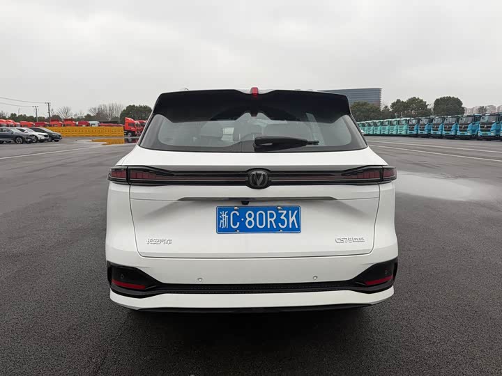 Changan CS75 Plus, 2025 — фото 8 из 9