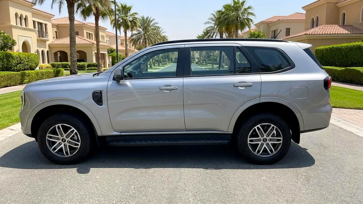 Ford Everest, 2024 — фото 3 из 10