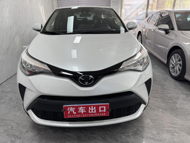 Toyota C-HR, 2022 — фото 2 из 10