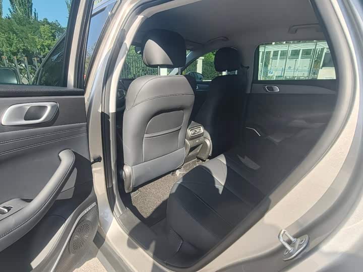 Geely Galaxy Starshine 6, 2026 — фото 6 из 9