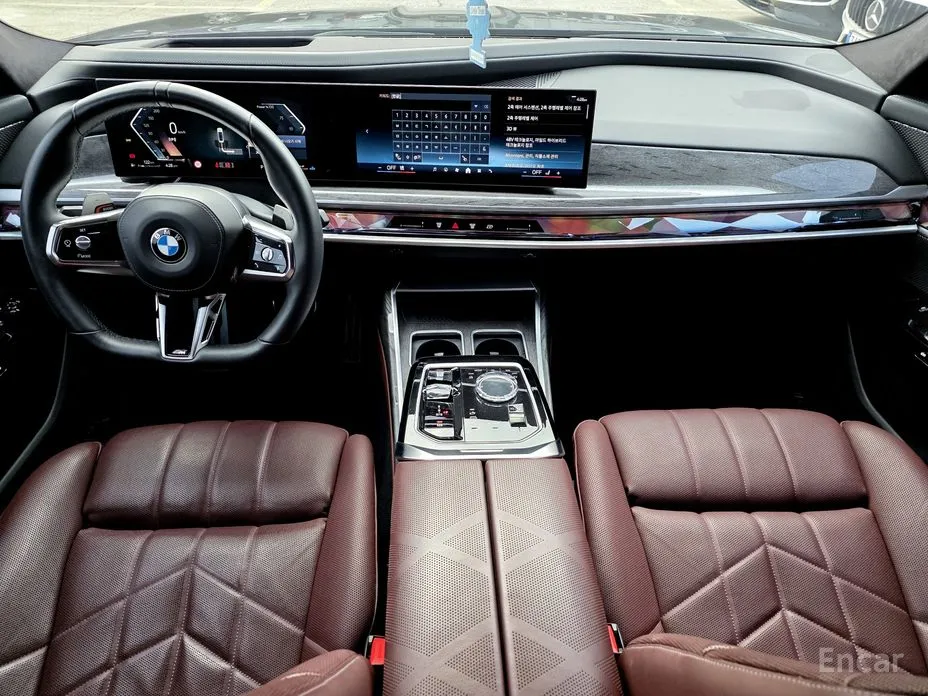 BMW 7 Series, 2023 — фото 9 из 12
