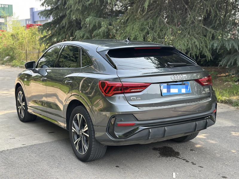 Audi Q3 Sportback, 2022 — фото 4 из 9
