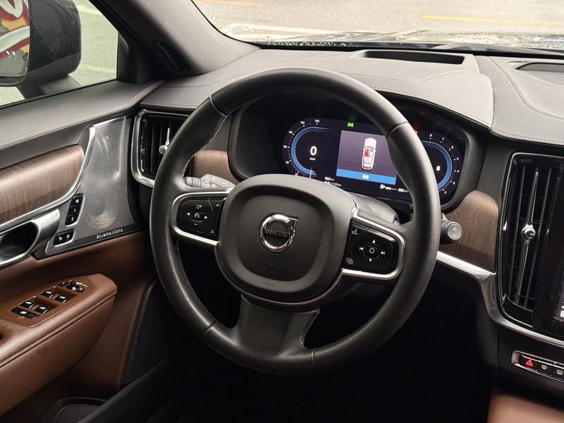 Volvo V90, 2023 — фото 12 из 12