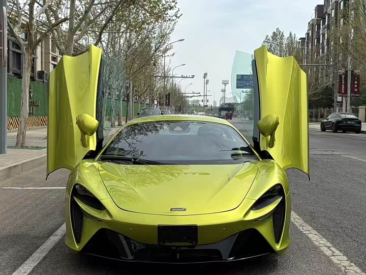 McLaren Artura, 2023 — фото 2 из 9