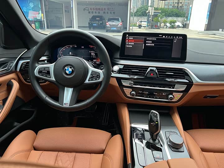 BMW 5 Series, 2022 — фото 6 из 9