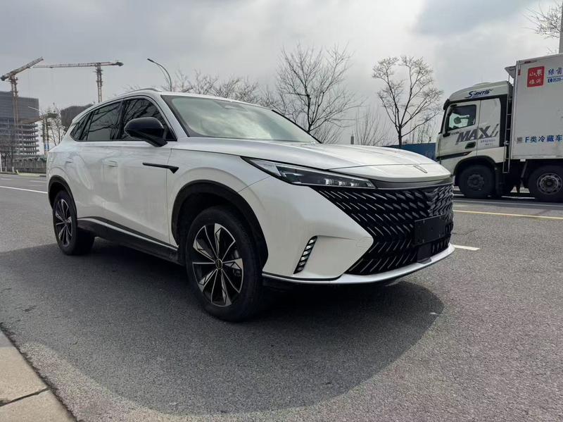 Roewe RX5, 2022 — фото 3 из 10