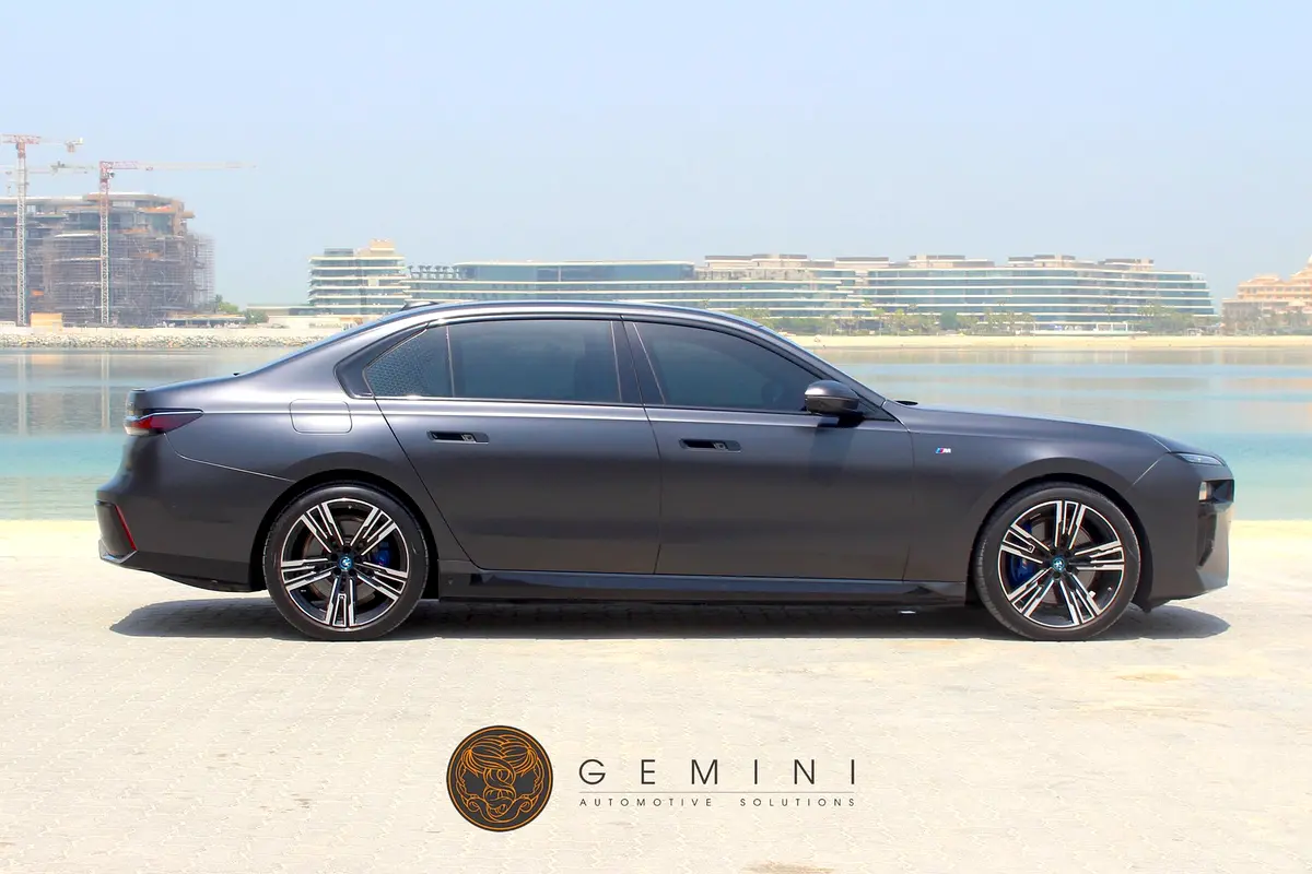 BMW i7, 2023 — фото 4 из 10