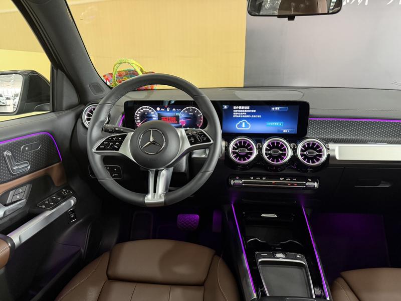Mercedes-Benz GLB-Class, 2024 — фото 9 из 12