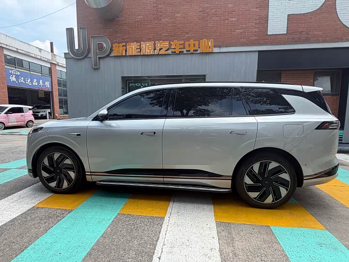 Dongfeng Yipai eπ 008, 2024 — фото 6 из 9