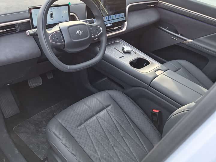 Dongfeng Yipai eπ 008, 2025 — фото 9 из 9