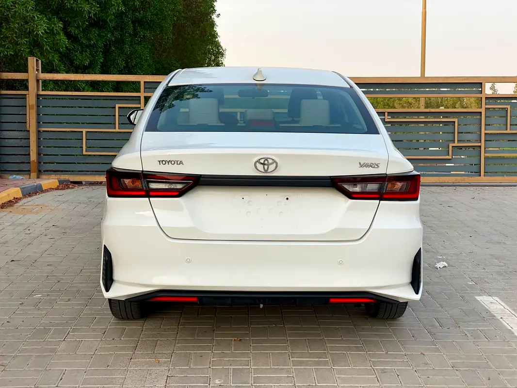 Toyota Yaris, 2024 — фото 6 из 10