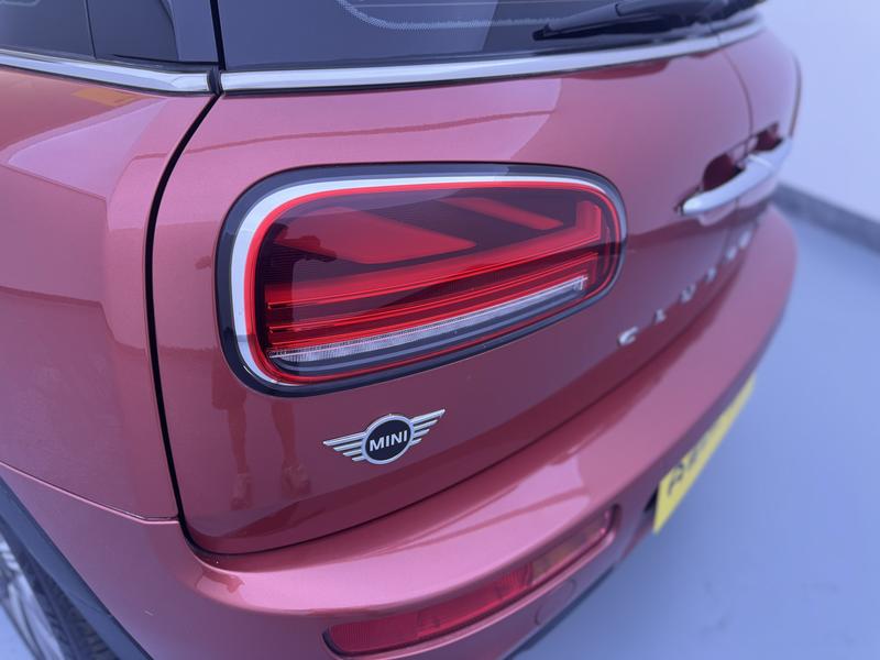 Mini Clubman, 2022 — фото 10 из 12