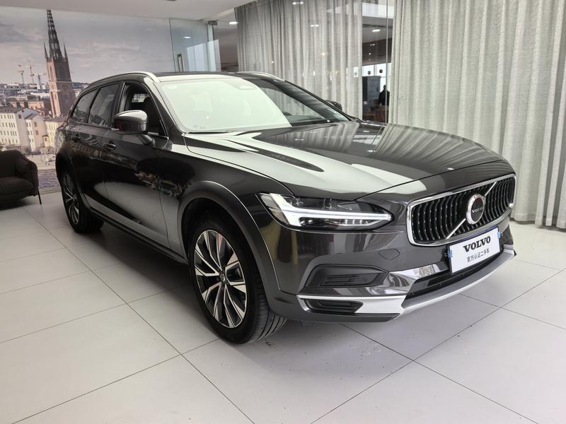 Volvo V90, 2025 — фото 3 из 12