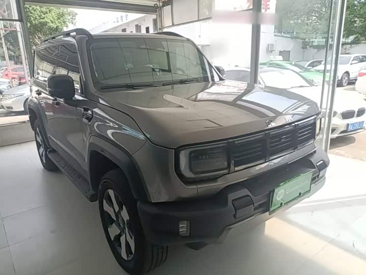 BAIC Beijing BJ40 Hybrid, 2025 — фото 4 из 9