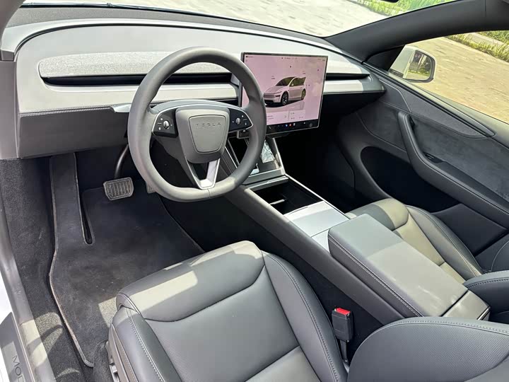 Tesla Model Y, 2025 — фото 4 из 9
