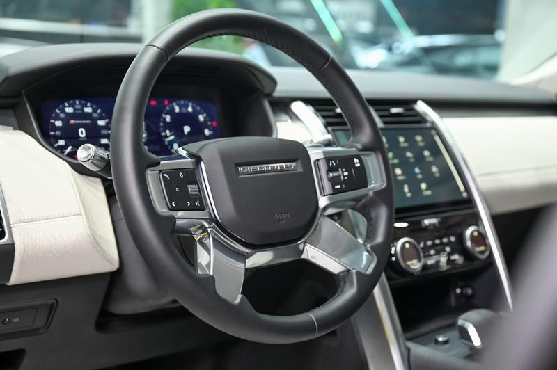 Land Rover Discovery, 2021 — фото 9 из 12