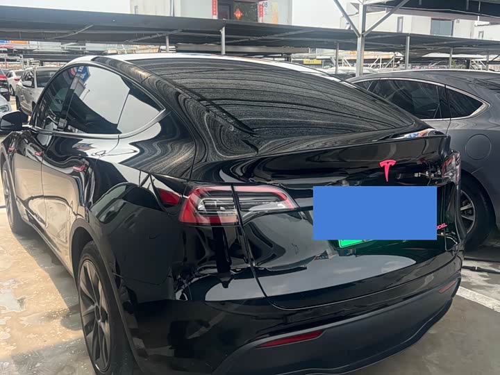 Tesla Model Y, 2023 — фото 4 из 9