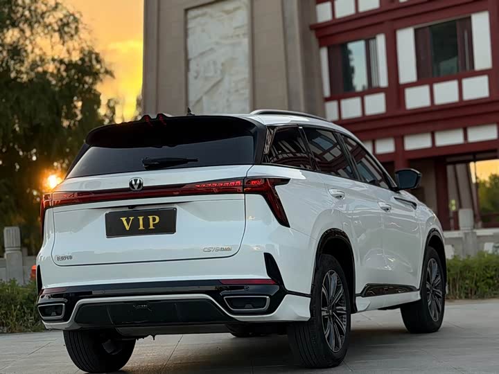 Changan CS75 Plus, 2025 — фото 8 из 9