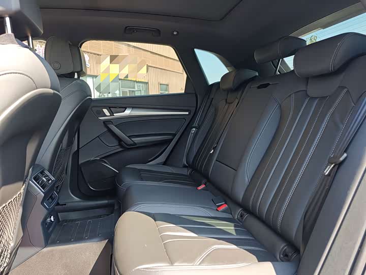 Audi Q5L, 2023 — фото 6 из 9