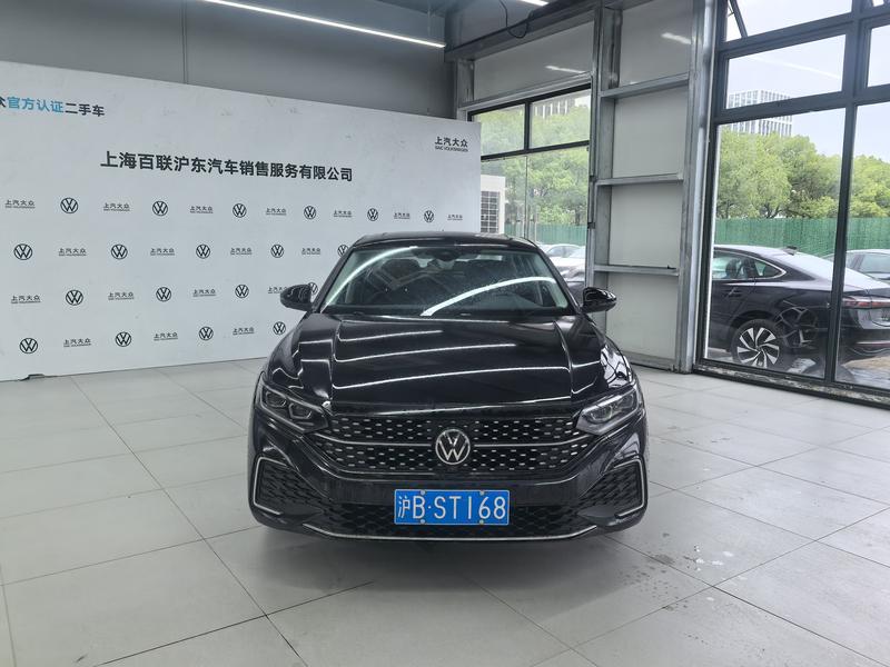Volkswagen Passat, 2025 — фото 2 из 12