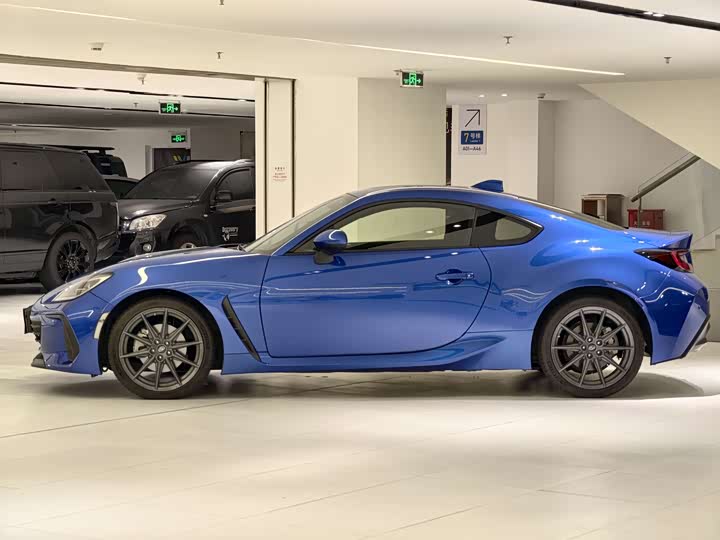 Subaru BRZ, 2022 — фото 2 из 9