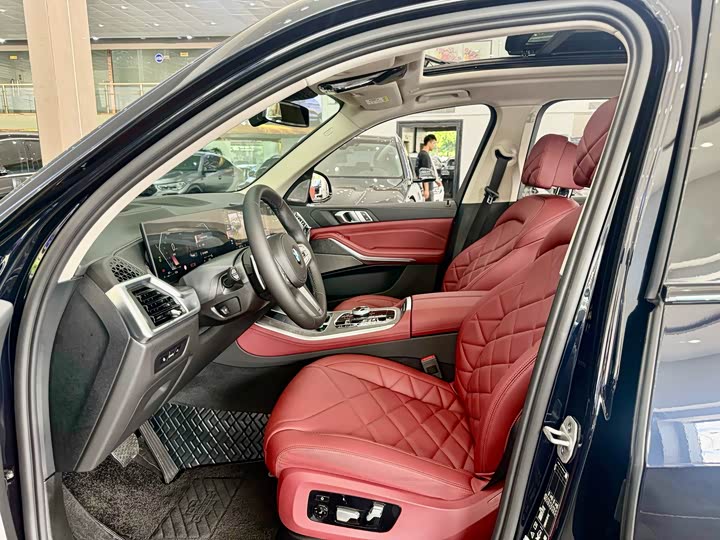 BMW X5, 2025 — фото 4 из 9