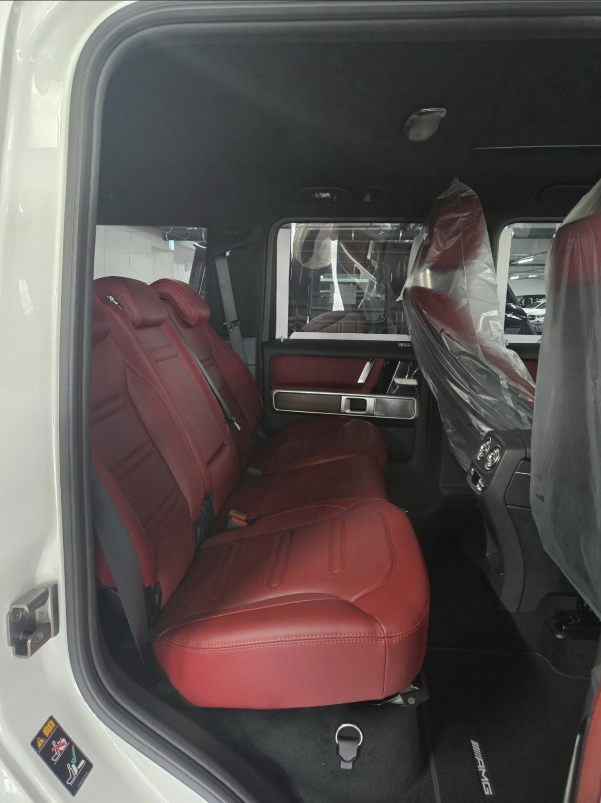 Mercedes-Benz G-Class, 2026 — фото 3 из 12