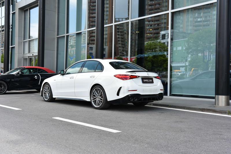 Mercedes-Benz C-Class AMG, 2025 — фото 4 из 12