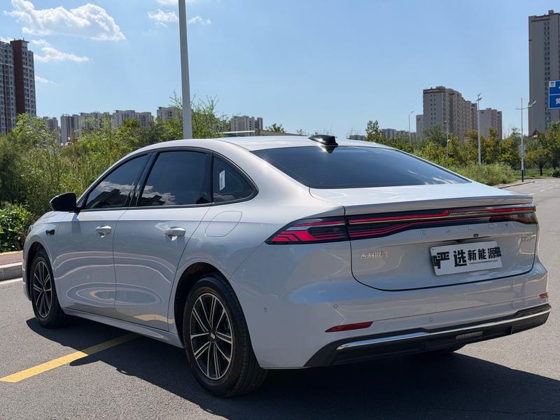 Geely Galaxy A7, 2026 — фото 4 из 10