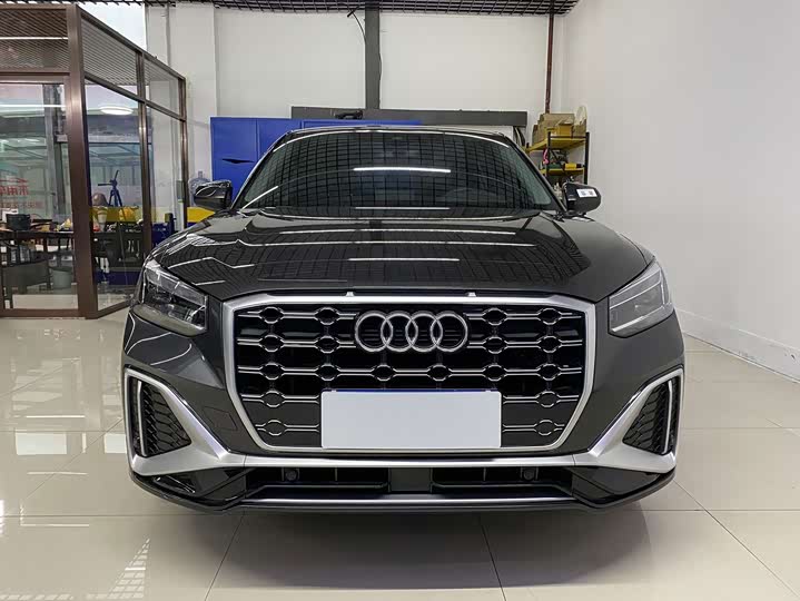 Audi Q2L, 2021 — фото 2 из 9