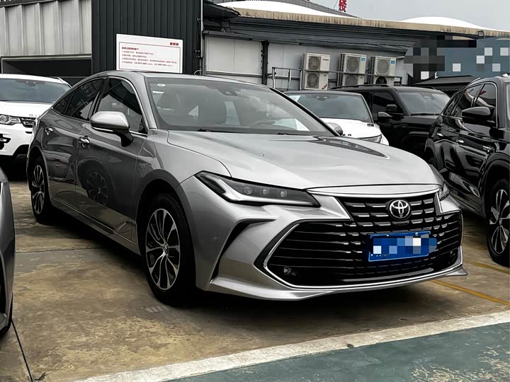 Toyota Avalon, 2023 — фото 3 из 9