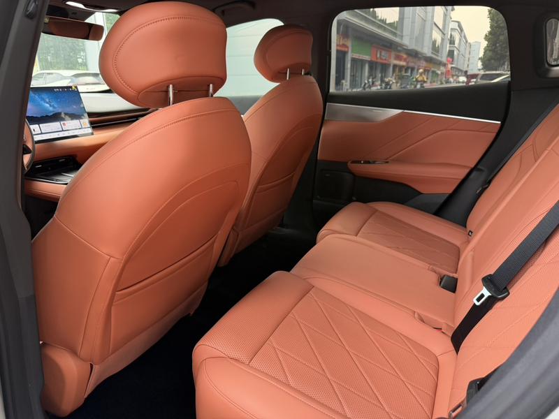 Changan Deepal S05, 2025 — фото 8 из 9