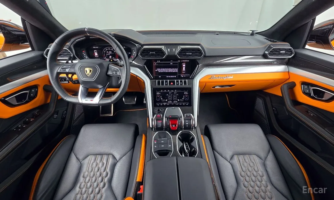 Lamborghini Urus, 2023 — фото 7 из 12