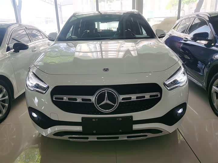 Mercedes-Benz GLA-Class, 2023 — фото 3 из 9