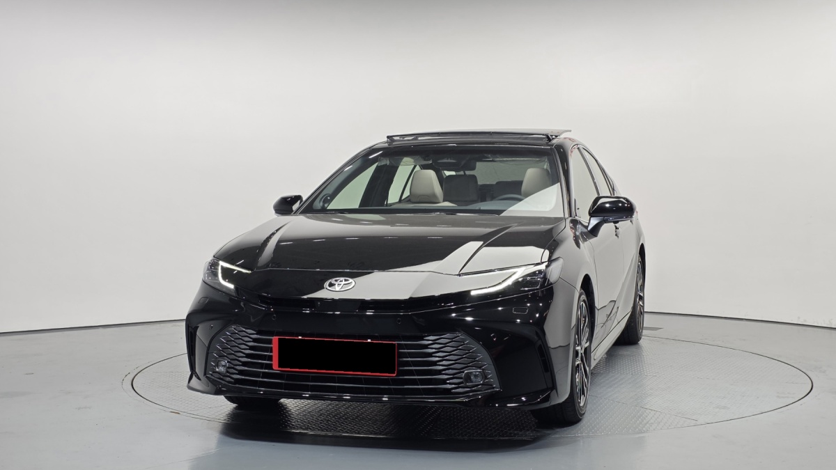 Toyota Camry, 2026 — фото 3 из 12