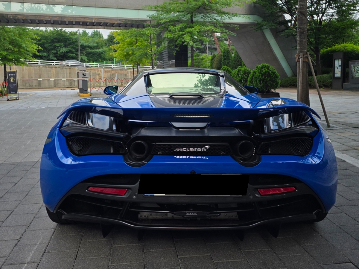 McLaren 720S, 2022 — фото 4 из 12