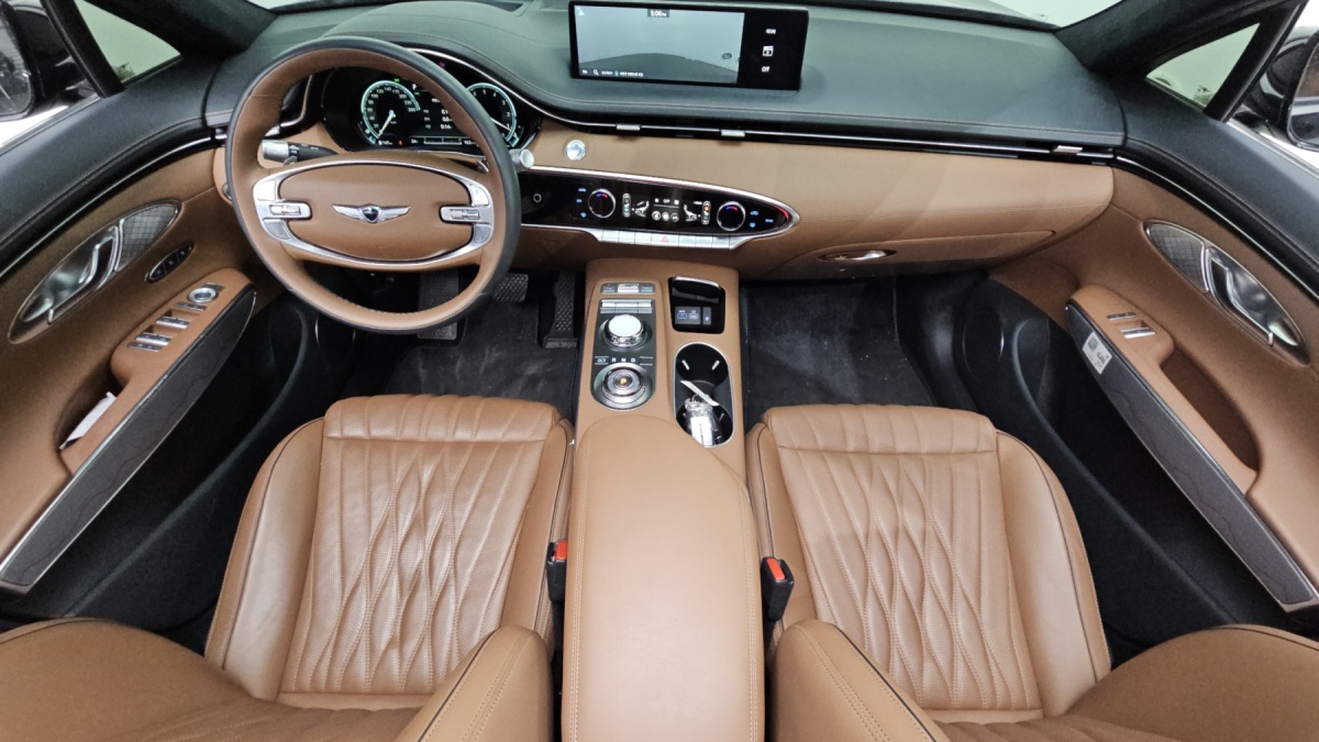 Genesis GV70, 2023 — фото 7 из 12