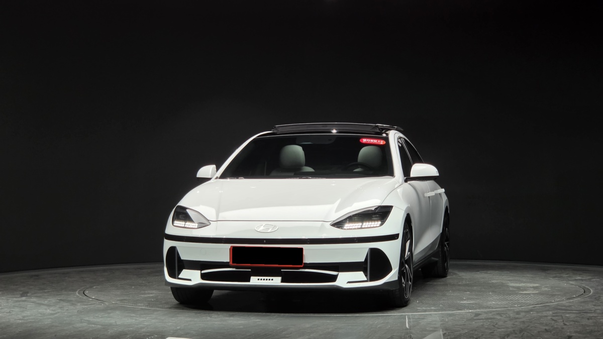 Hyundai Ioniq 6, 2023 — фото 3 из 12