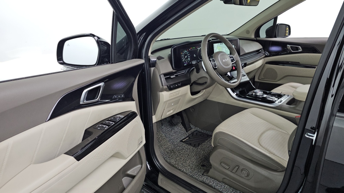 Kia Carnival, 2022 — фото 9 из 12