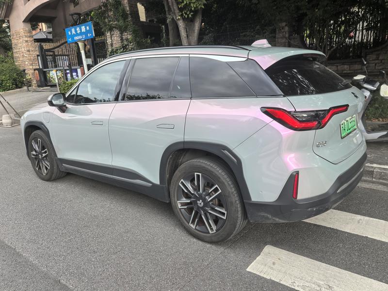 Nio ES6, 2022 — фото 4 из 11