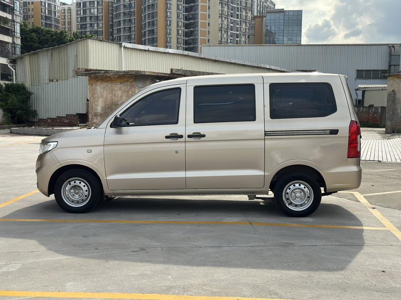 Wuling Hongguang V, 2024 — фото 4 из 12