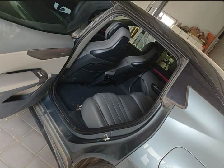 Lynk & Co 07 EM-P Hybrid, 2024 — фото 7 из 7