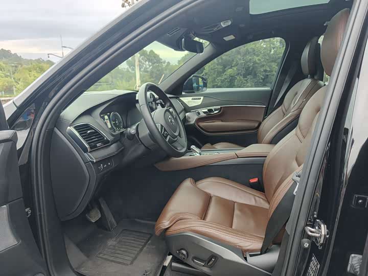 Volvo XC90 Hybrid, 2021 — фото 4 из 9