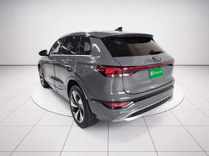 Audi Q6L e-tron, 2026 — фото 5 из 9