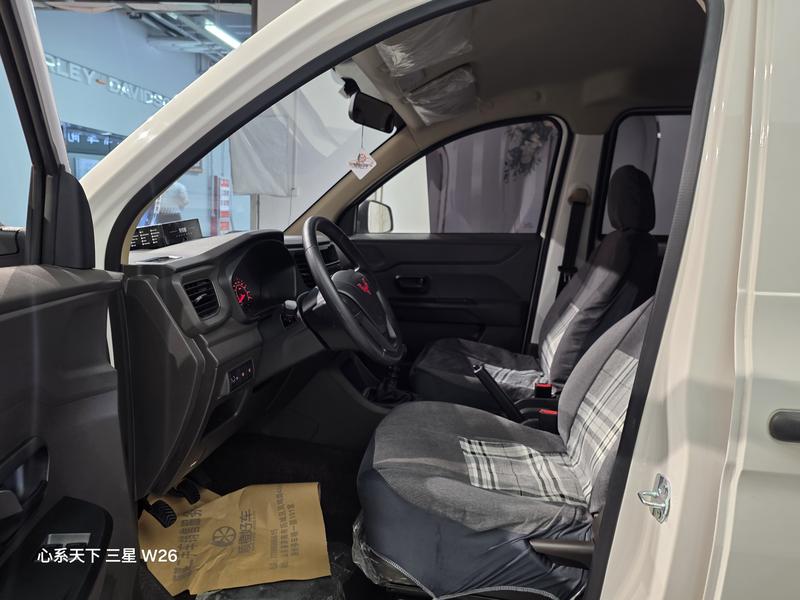 Wuling Hongguang V, 2025 — фото 9 из 12